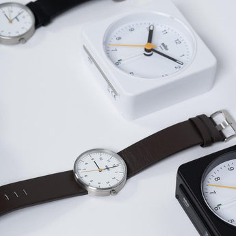 Braun Clocks BC03 Classic Analogue Alarm Clock White – Heima