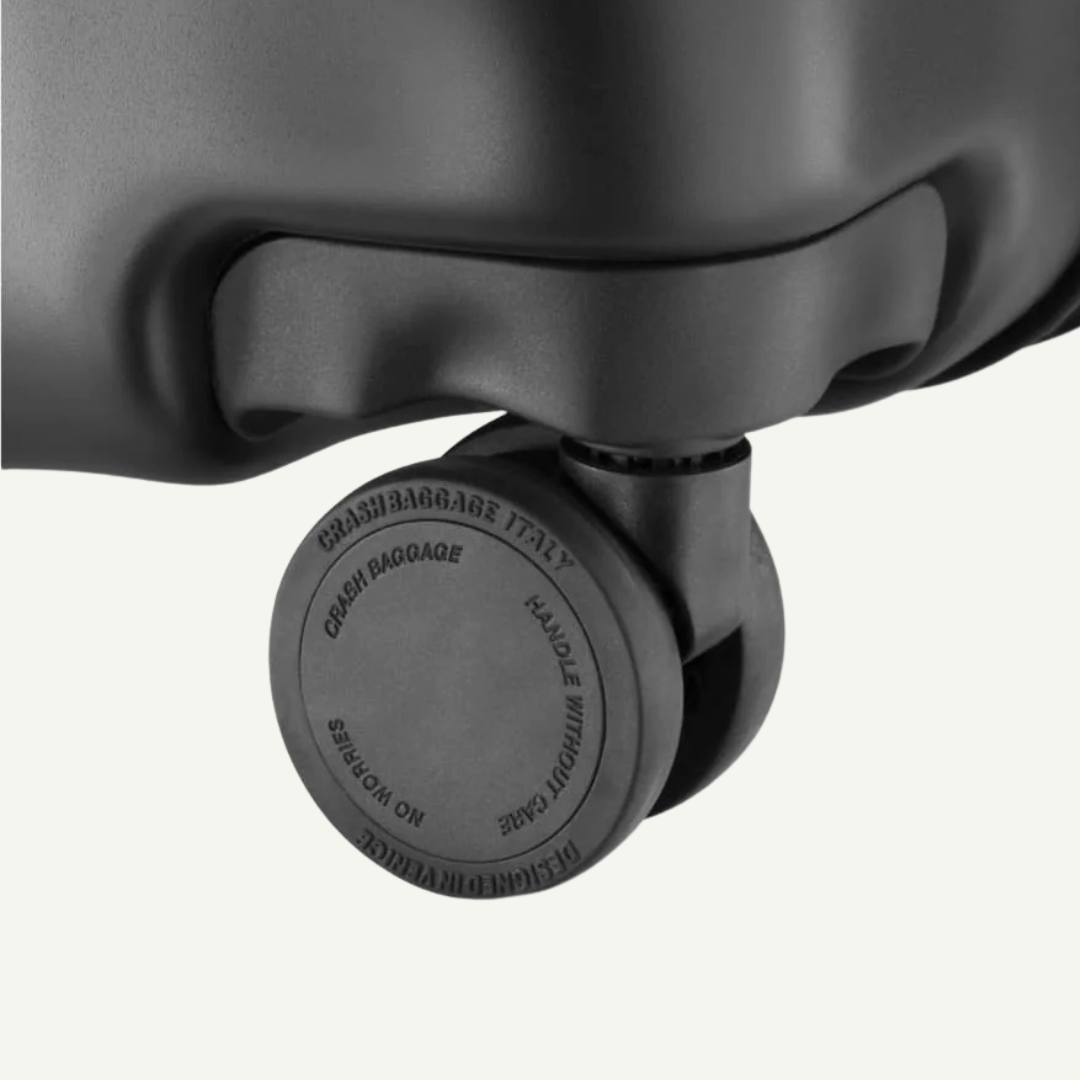 Four double 360° swiveling wheels allow a very smooth running.
