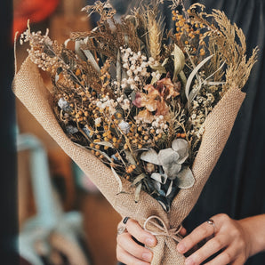 Dragon Flower - Bouquet M