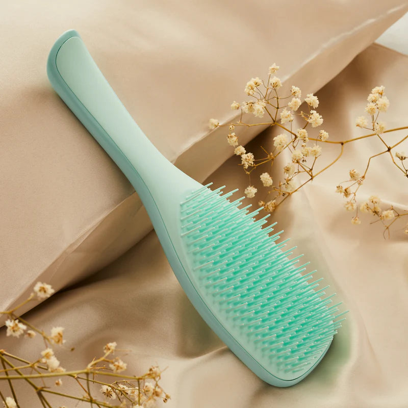 Reduces hair breakage & thinning