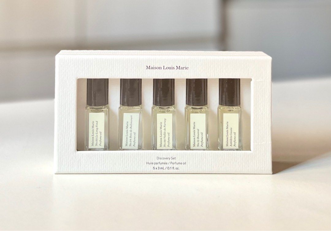 Multi-scent perfume oil discovery set