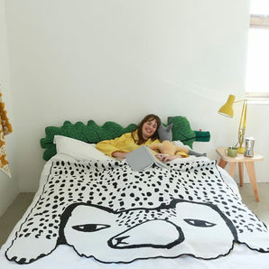 Donna Wilson - Bear Shaped Cotton Woven Throw